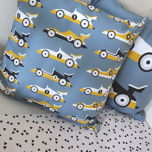 Kussen kinderkamer raceauto F1 - blauw (inclusief binnenkussen)