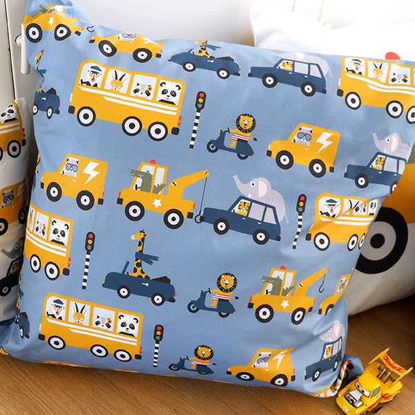Kussen XL dieren onderweg cementwagen kinderkamer