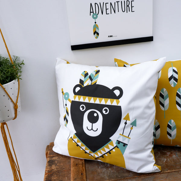 Kussen kinderkamer Beer Indiaan - oker geel (inclusief binnenkussen)