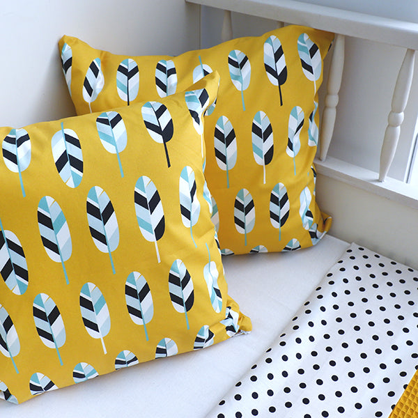 Kussen kinderkamer Panda Indiaan - oker geel (inclusief binnenkussen)