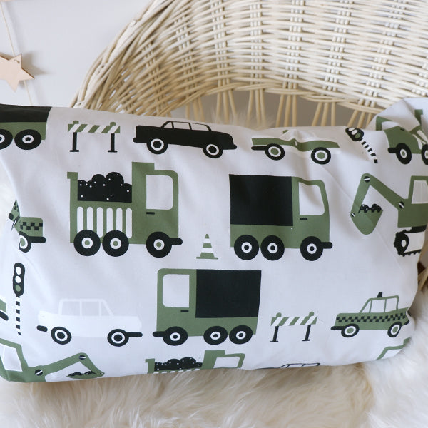 Kussen L kinderkamer Caravan en Camper - olijf groen (inclusief binnenkussen)