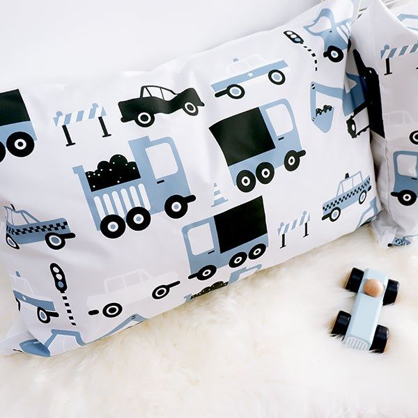 Kussen L kinderkamer Graafmachine en Vrachtwagen - jeans blauw (inclusief binnenkussen)