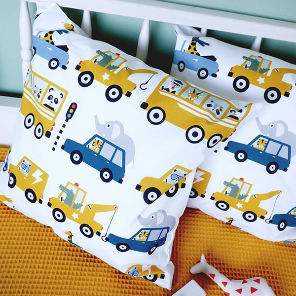 Kussen auto voertuigen kinderkamer dieren onderweg - oker