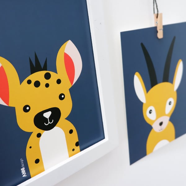 Posterset safari jungle dieren Gazelle + Hyena - donker blauw 15x20 cm