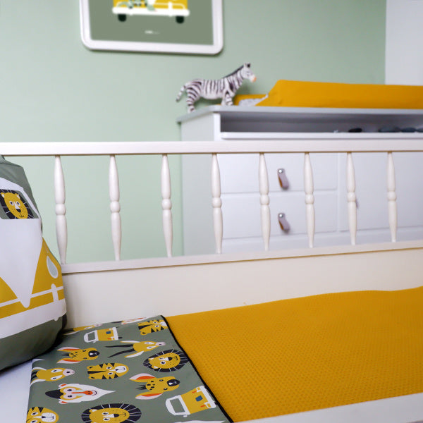 Ledikantdeken safari olijf groen - wafelstof oker