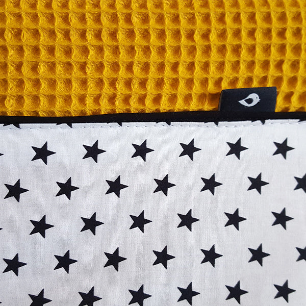 Aankleedkussenhoes wafelstof oker - ster zwart