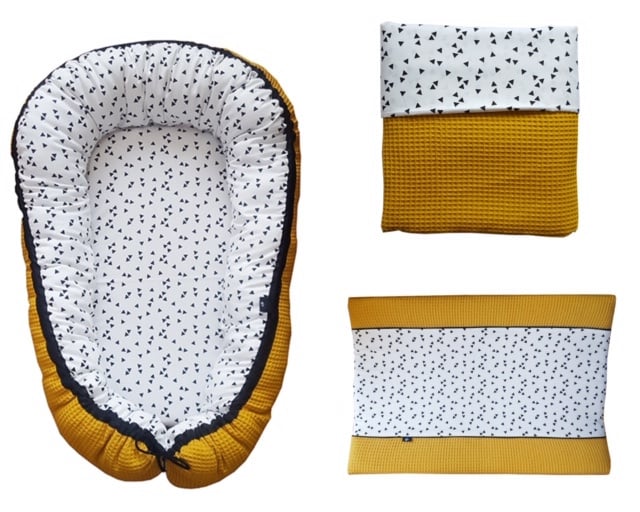 Babynestje wafelstof oker geel - triangel