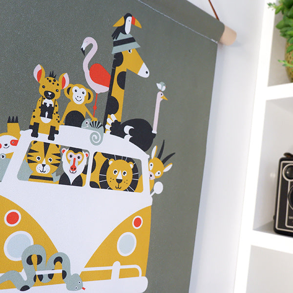 Textielposter safari jungle dieren - olijf groen