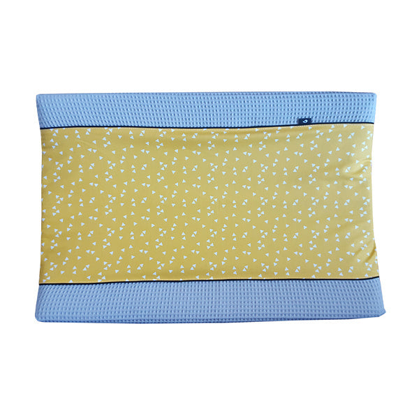 Aankleedkussenhoes wafelstof grijs - triangel oker