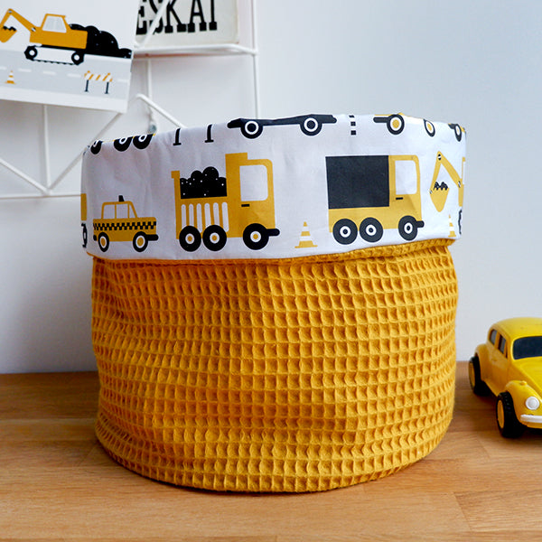Babykamer aankleding en decoratie set - Voertuigen okergeel (met hang- of plafondlamp)