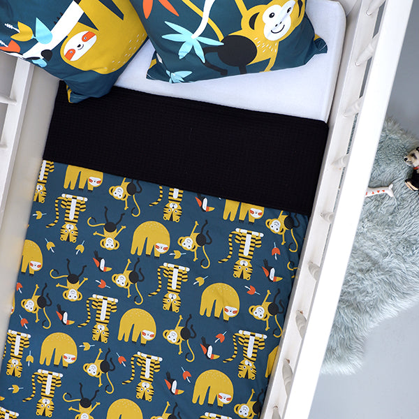 Ledikantdeken Jungle donker blauw - wafelstof zwart SALE