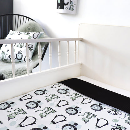 Ledikantdeken Feestbeesten mint - wafelstof zwart SALE