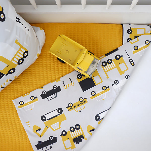 Babykamer aankleding en decoratie set - Voertuigen okergeel (met hang- of plafondlamp)