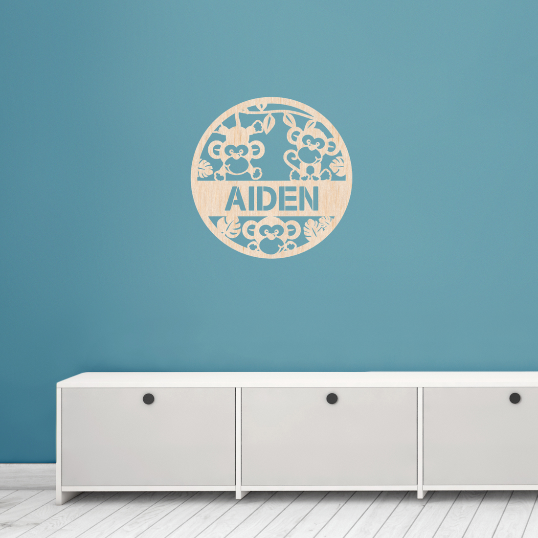 Houten muurcirkel met naam apen