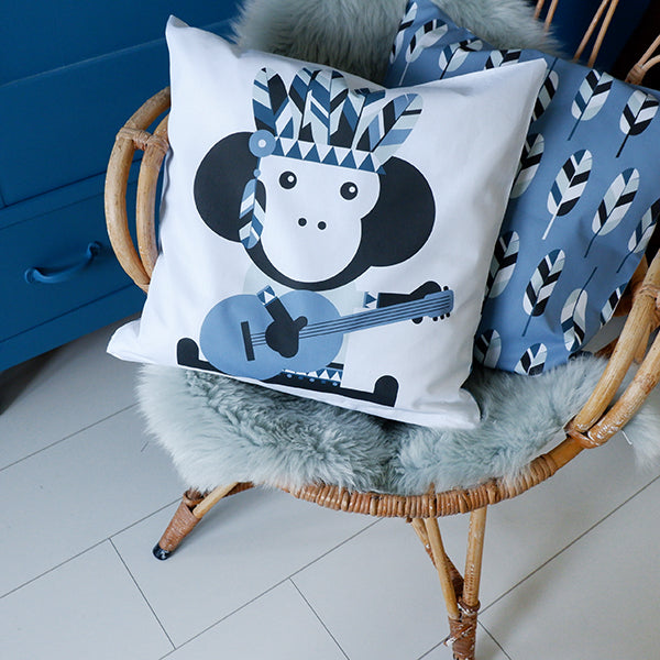 Kussen kinderkamer Aap Indiaan - jeans blauw (inclusief binnenkussen)
