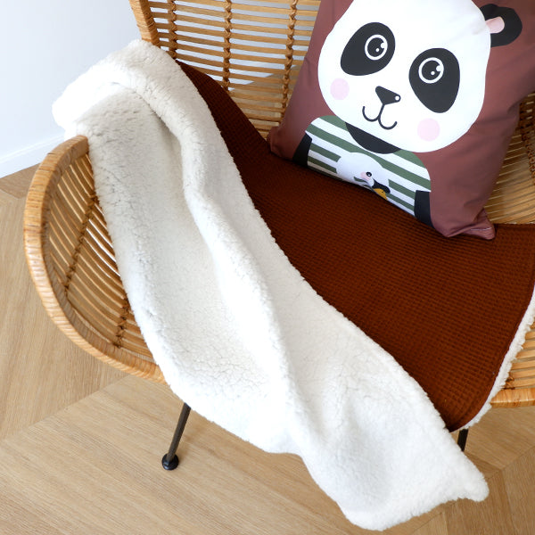 Wiegdeken Wafelstof bruin - Teddystof wit SALE