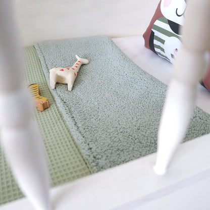 Ledikantdeken Wafelstof old green - Teddystof old green SALE