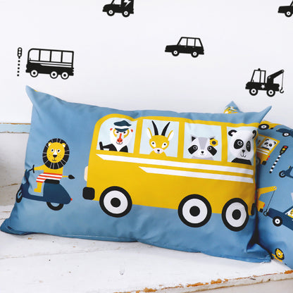 Kussen L kinderkamer Dieren in Bus en op Scooter - jeans blauw (inclusief binnenkussen)
