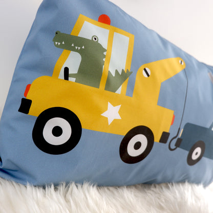 Kussen L kinderkamer Dieren in Takelwagen  - jeans blauw (inclusief binnenkussen)