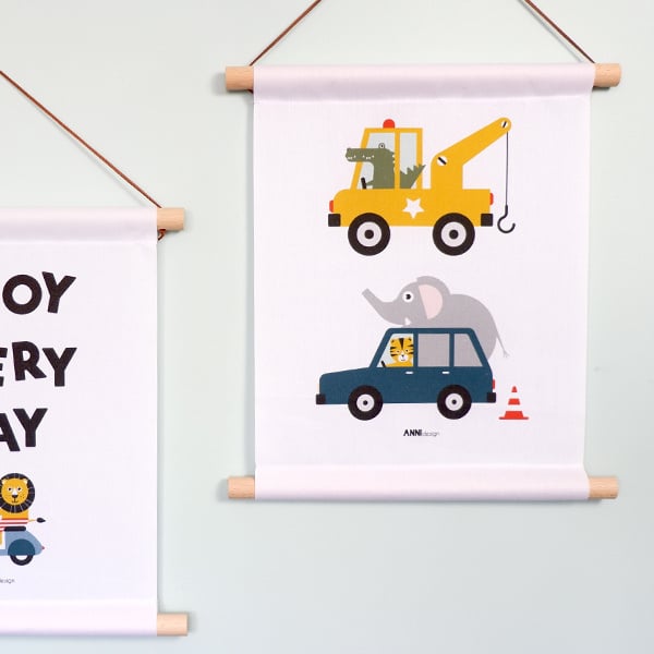 Textielposter kinderkamer Dieren onderweg in auto voertuigen - wit