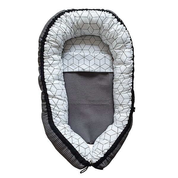 Babynestje donkergrijs - kubus (incl dekentje)