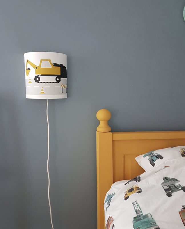 Wandlamp kinderkamer  graafmachine voertuig - oker