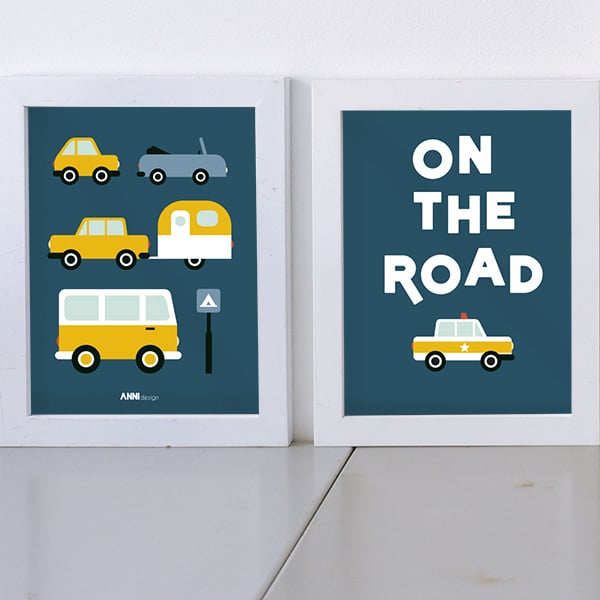Posterset on the road tekst + voertuigen voor kinderkamer - donkerblauw